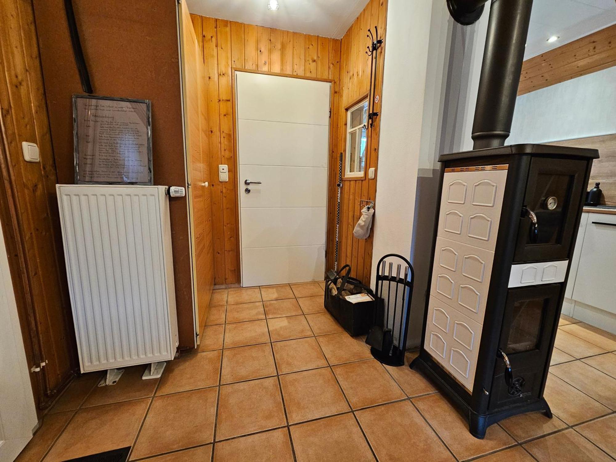 Kleines Ferienhaus Luettje Backhuus 35516 Uplengen Bagian luar foto